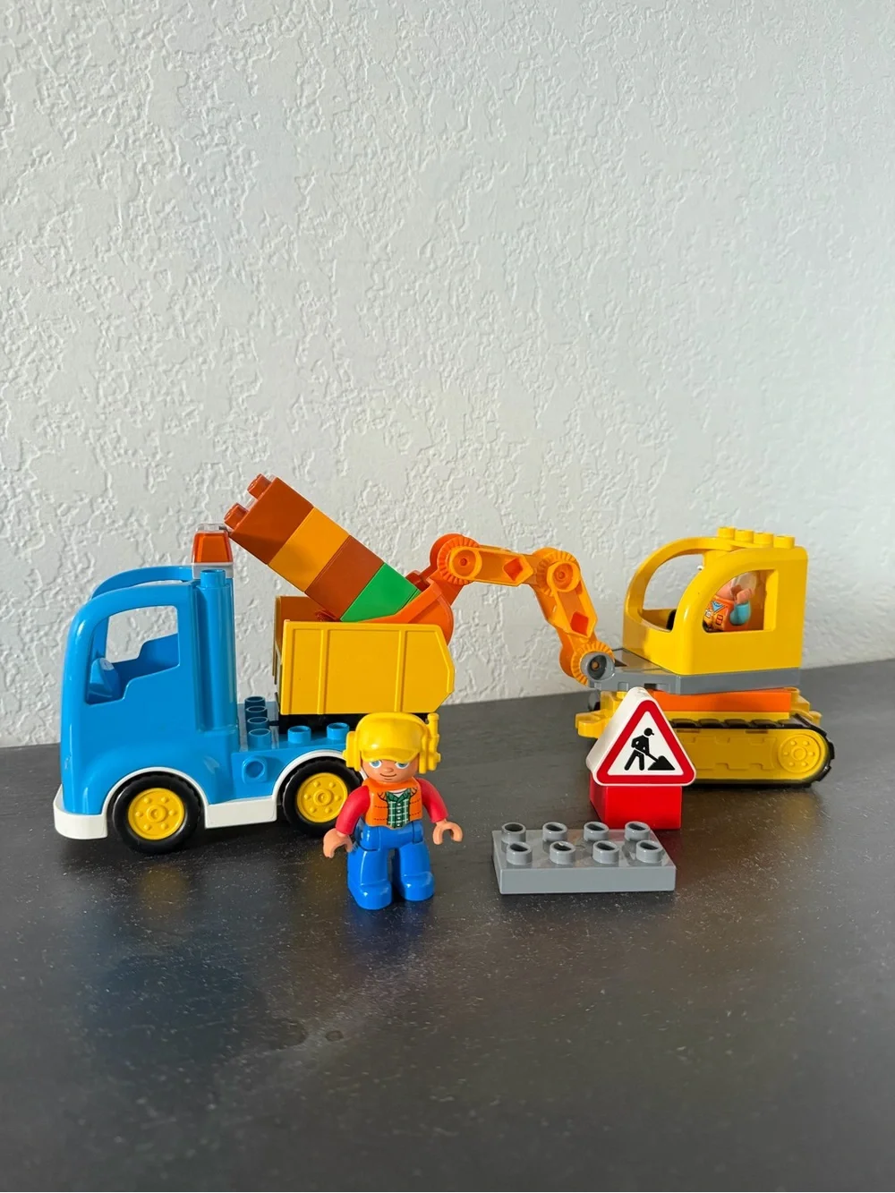 Lego Duplo Town Truck & Tracked Excavator 10812 some small items missed